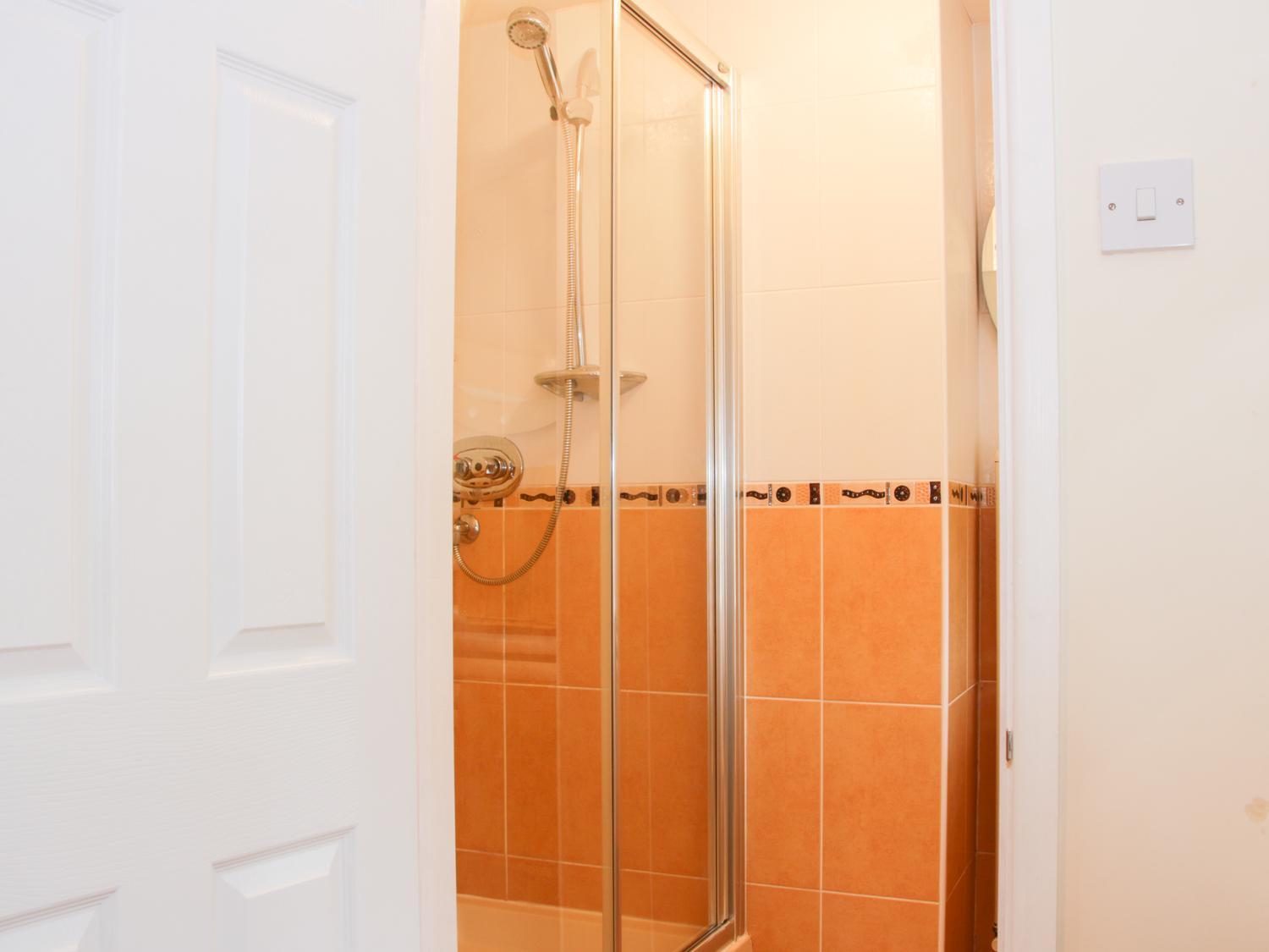 Cream Door Cottage Киддерминстер Экстерьер фото