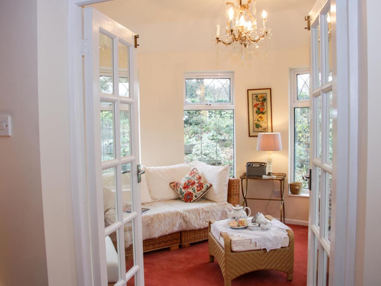 Cream Door Cottage Киддерминстер Экстерьер фото